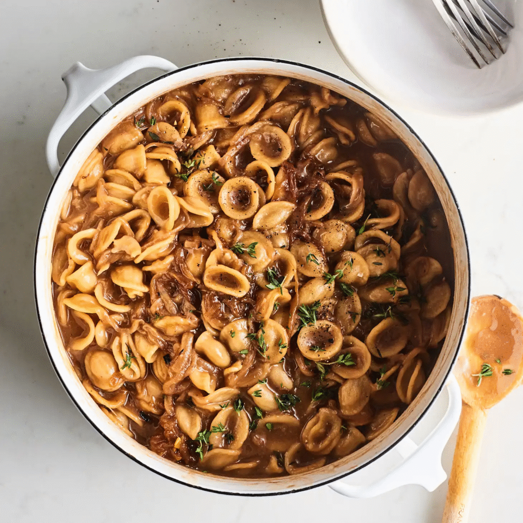 One-Pot French Onion Soup Pasta